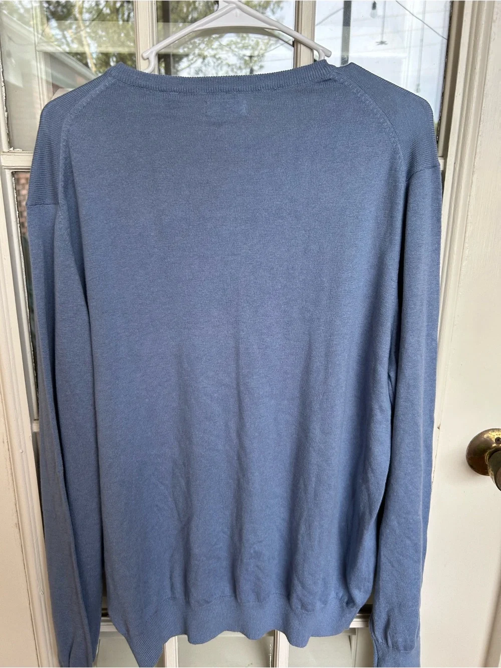 Izod Men’s V-Neck Sweater in Slate Blue